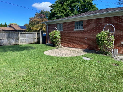 Tiny photo for 3333 W 102nd Street, Evergreen Park, IL 60805 (MLS # 12728855)