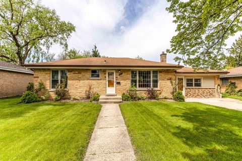 Photo of 2632 SARAH Street, Franklin Park, IL 60131 (MLS # 12640833)