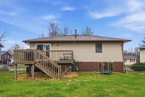 Tiny photo for 1754 Valley Drive, Davenport, IA 52806 (MLS # 12606018)