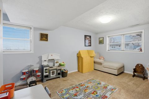 Tiny photo for 1754 Valley Drive, Davenport, IA 52806 (MLS # 12606018)