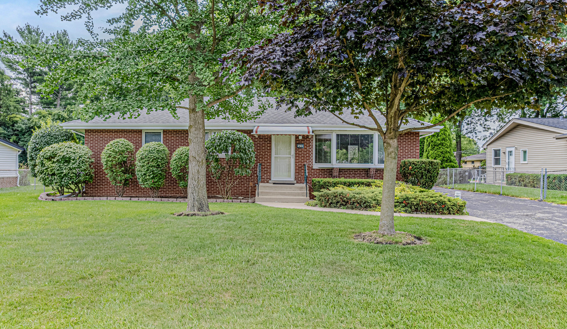 711 Sunnyside Road