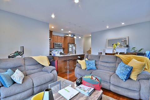 Tiny photo for 2521 N 76TH Avenue #2SW, Elmwood Park, IL 60707 (MLS # 12500554)