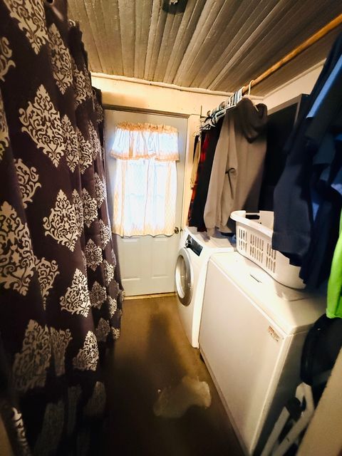 Tiny photo for 615 E Seminary Avenue, Hoopeston, IL 60942 (MLS # 12566150)