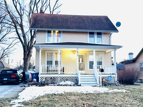 Tiny photo for 615 E Seminary Avenue, Hoopeston, IL 60942 (MLS # 12566150)