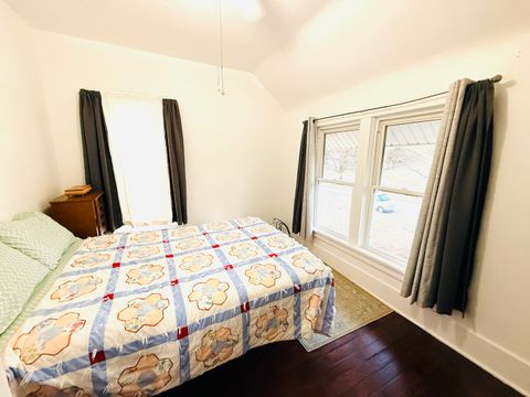 Tiny photo for 615 E Seminary Avenue, Hoopeston, IL 60942 (MLS # 12566150)