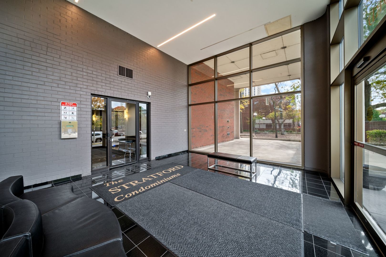 2605 S Indiana Avenue 2107