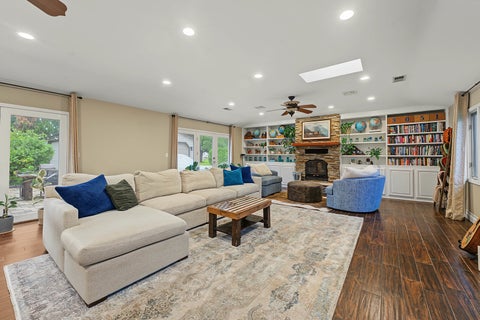 Tiny photo for 19W076 18th Place, Lombard, IL 60148 (MLS # 12744152)