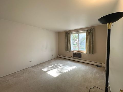 Tiny photo for 1217 S Old Wilke Road #110, Arlington Heights, IL 60005 (MLS # 12496539)