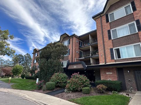 Photo of 1217 S Old Wilke Road #110, Arlington Heights, IL 60005 (MLS # 12496539) Photo of 1217 S Old Wilke Road #110, Arlington Heights, IL 60005 (MLS # 12496539)