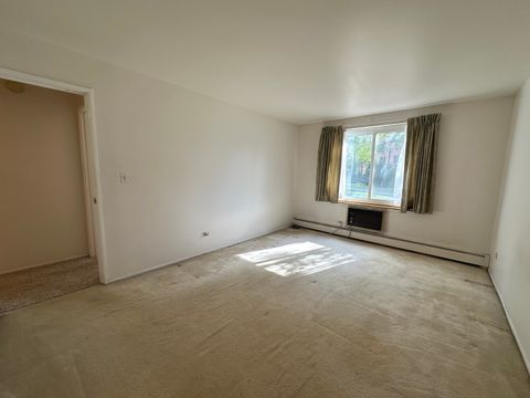 Tiny photo for 1217 S Old Wilke Road #110, Arlington Heights, IL 60005 (MLS # 12496539)