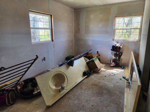 Tiny photo for 1524 County Road 1800 N, Dahlgren, IL 62828 (MLS # 12592581)