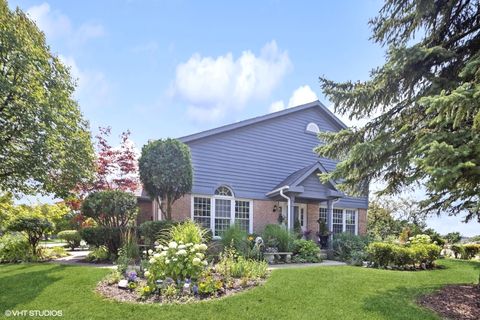 Tiny photo for Bloomingdale, IL 60108 (MLS # 12600304)