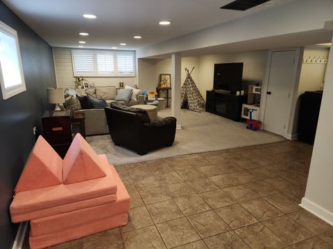 Tiny photo for 11134 S Sawyer Avenue, Chicago, IL 60655 (MLS # 12606732)