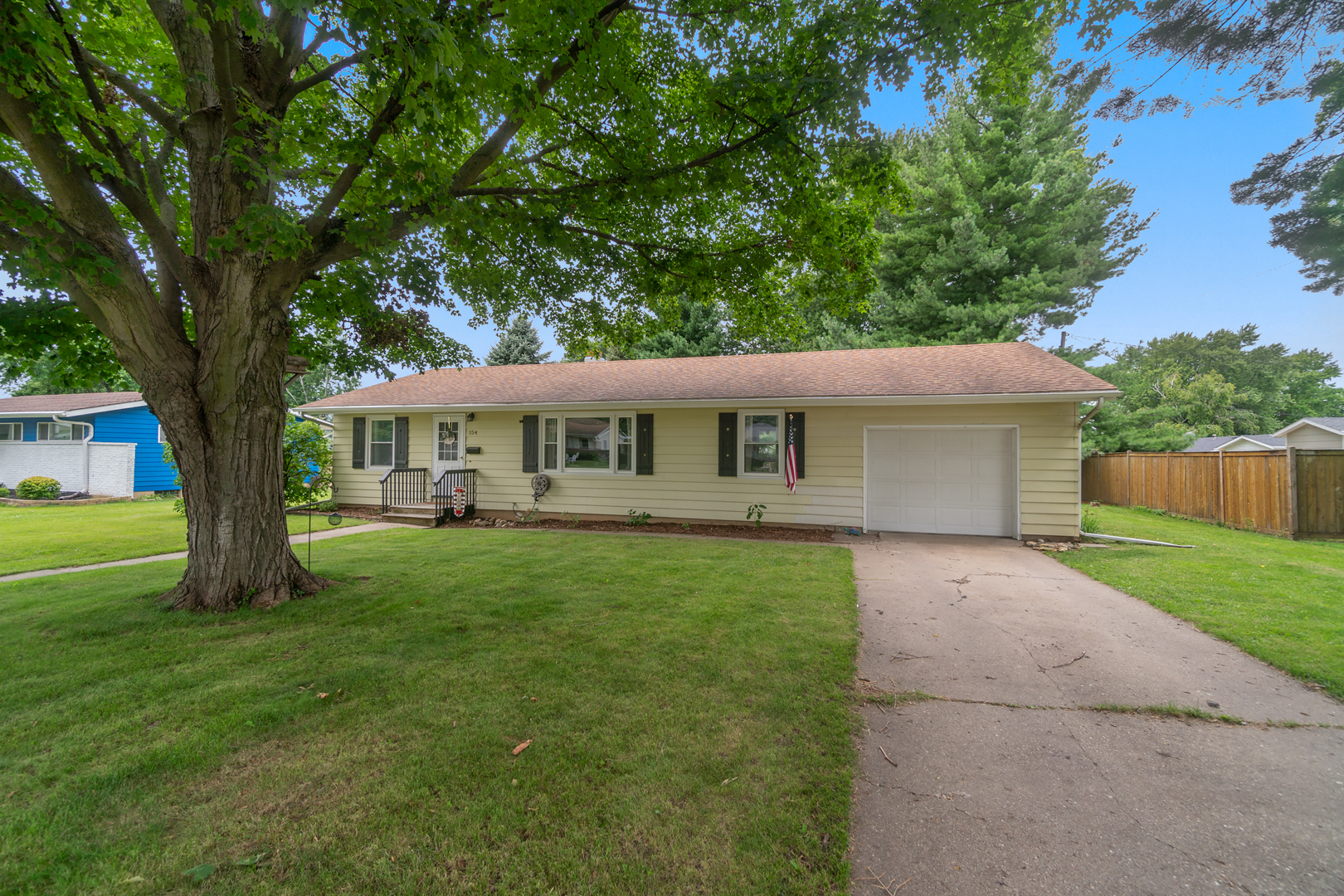 View Rochelle, IL 61068 house