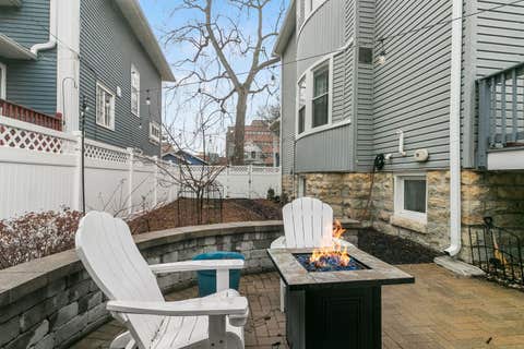 Tiny photo for 3239 Wesley Avenue, Berwyn, IL 60402 (MLS # 12705087)