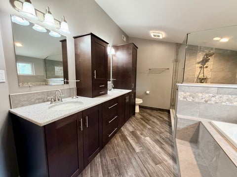Tiny photo for 11820 S Avers Avenue, Alsip, IL 60803 (MLS # 12695578)