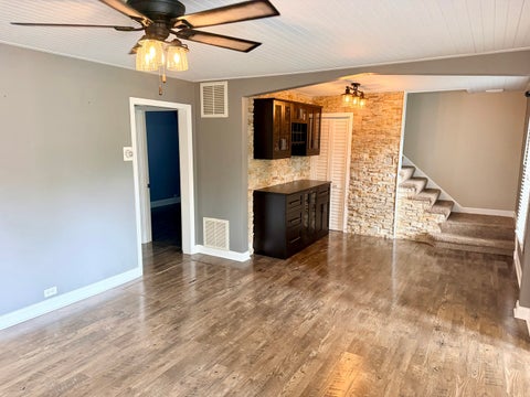 Tiny photo for 11820 S Avers Avenue, Alsip, IL 60803 (MLS # 12695578)