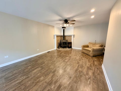 Tiny photo for 11820 S Avers Avenue, Alsip, IL 60803 (MLS # 12695578)