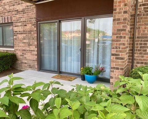 Tiny photo for 3110 Pheasant Creek Drive #110, Northbrook, IL 60062 (MLS # 12447623)