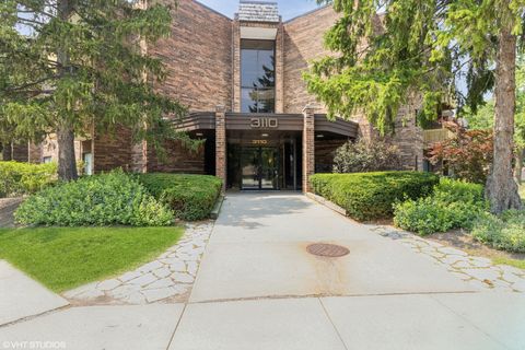 Photo of 3110 Pheasant Creek Drive #110, Northbrook, IL 60062 (MLS # 12447623)