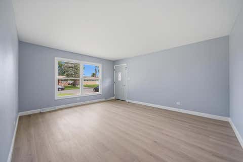 Tiny photo for 3001 N Sherwood Avenue, Markham, IL 60428 (MLS # 12740907)