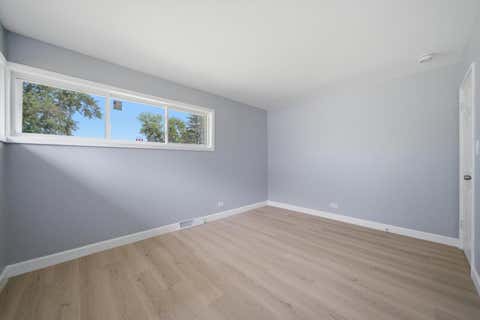 Tiny photo for 3001 N Sherwood Avenue, Markham, IL 60428 (MLS # 12740907)