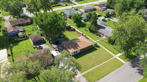 Tiny photo for 3001 N Sherwood Avenue, Markham, IL 60428 (MLS # 12740907)