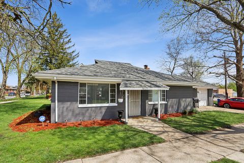 Photo of 14227 S Edbrooke Avenue, Riverdale, IL 60827 (MLS # 12632974)