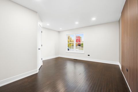 Tiny photo for 531 Lasalle Lane, Buffalo Grove, IL 60089 (MLS # 12515645)