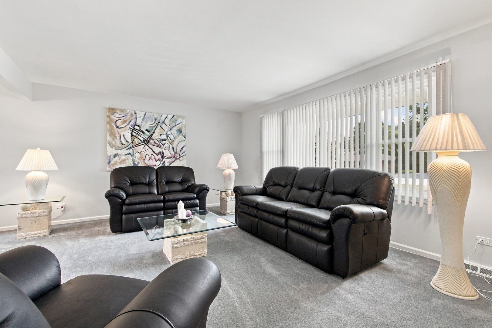 8828 W 98th Street