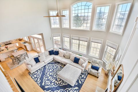 A home in Hawthorn Woods