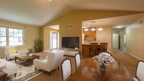 Tiny photo for 741 S Parkcrest Drive #741, Freeport, IL 61032 (MLS # 12630499)