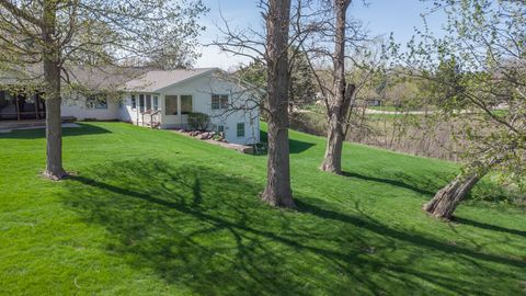 Tiny photo for 741 S Parkcrest Drive #741, Freeport, IL 61032 (MLS # 12630499)