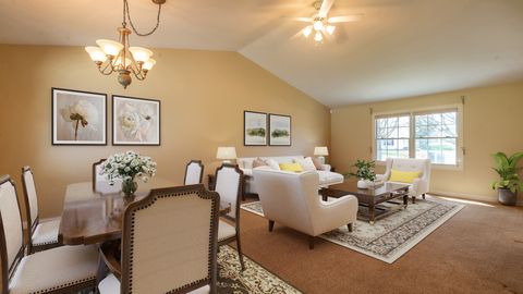 Tiny photo for 741 S Parkcrest Drive #741, Freeport, IL 61032 (MLS # 12630499)