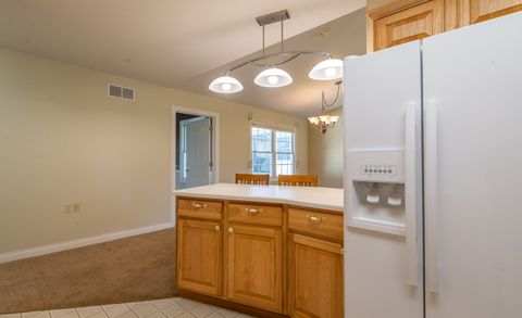 Tiny photo for 741 S Parkcrest Drive #741, Freeport, IL 61032 (MLS # 12630499)