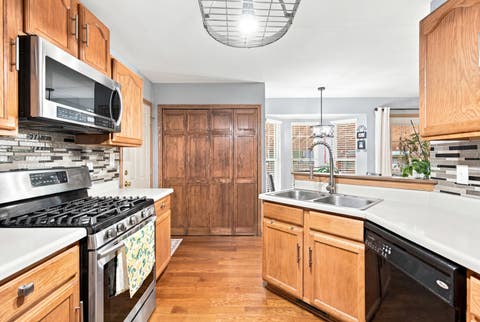 Tiny photo for 1209 Scott Court, DeKalb, IL 60115 (MLS # 12708838)