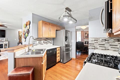 Tiny photo for 1209 Scott Court, DeKalb, IL 60115 (MLS # 12708838)