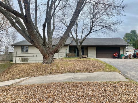 19420 Frank Court Woodstock IL 60098