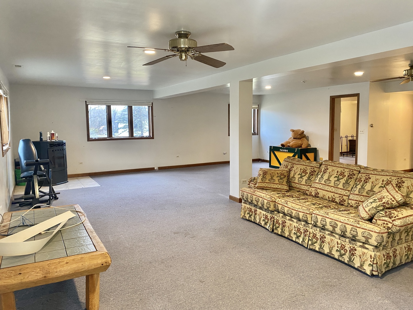 Woodstock, Illinois 60098, United States, 3 Bedrooms Bedrooms, ,3 BathroomsBathrooms,Residential,Active,248398