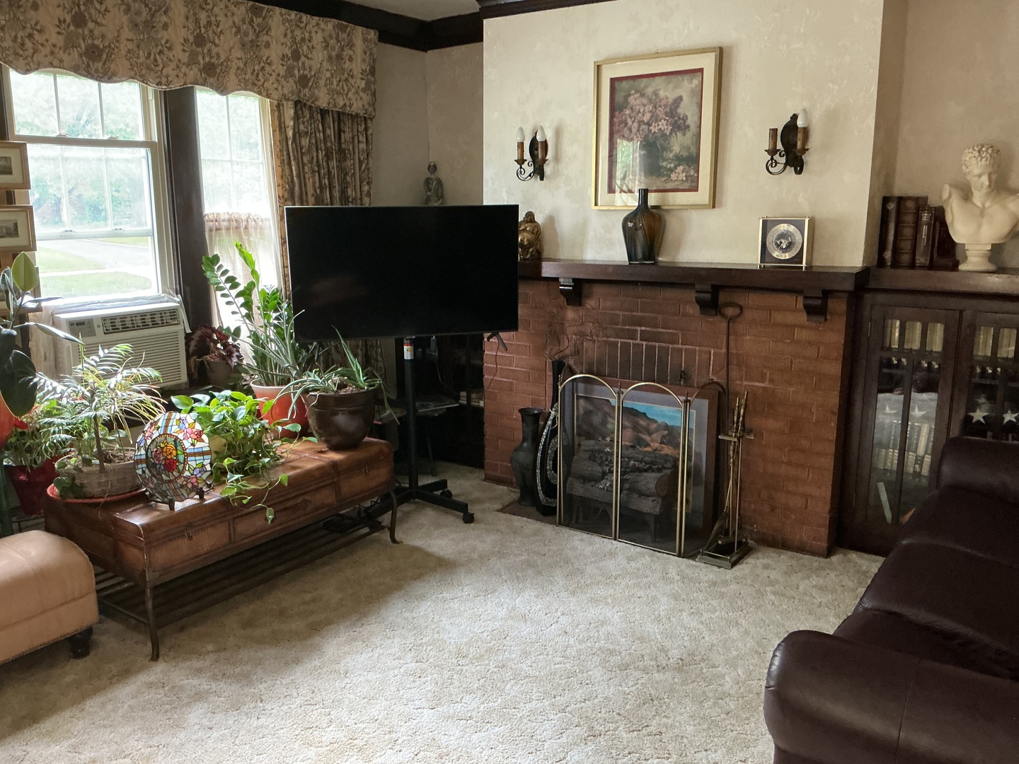 1532 W 107th Street