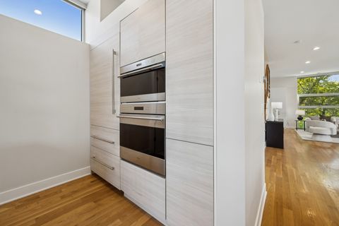 Tiny photo for 2610 N Mildred Avenue #201, Chicago, IL 60614 (MLS # 12434429)