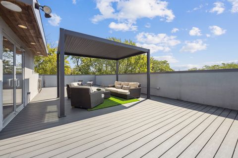 Tiny photo for 2610 N Mildred Avenue #201, Chicago, IL 60614 (MLS # 12434429)