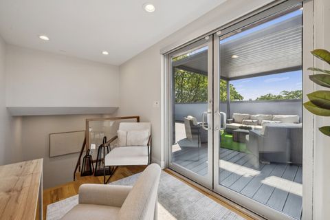 Tiny photo for 2610 N Mildred Avenue #201, Chicago, IL 60614 (MLS # 12434429)