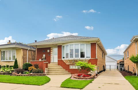 Photo of 7005 W 63rd Place, Chicago, IL 60638 (MLS # 12732350)