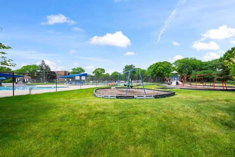 Tiny photo for 1575 Sandpebble Drive #337, Wheeling, IL 60090 (MLS # 12672606)