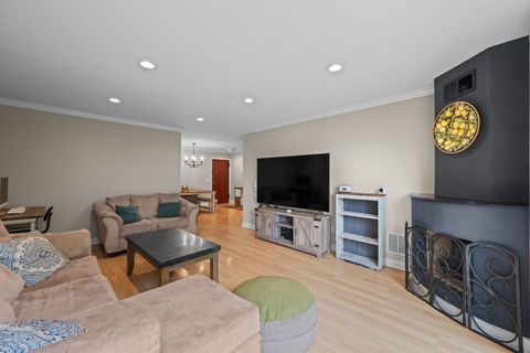 Tiny photo for 1575 Sandpebble Drive #337, Wheeling, IL 60090 (MLS # 12672606)