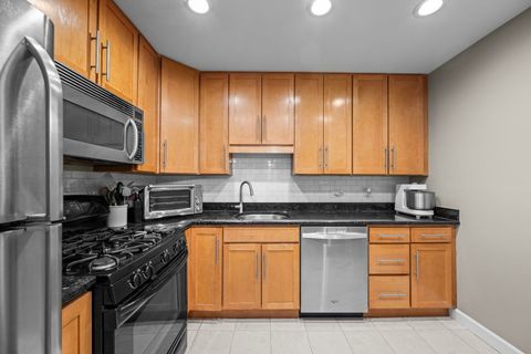 Tiny photo for 1575 Sandpebble Drive #337, Wheeling, IL 60090 (MLS # 12672606)