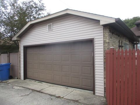 Tiny photo for 2509 W Morse Avenue, Chicago, IL 60645 (MLS # 12502105)