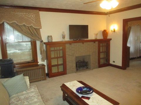 Tiny photo for 2509 W Morse Avenue, Chicago, IL 60645 (MLS # 12502105)