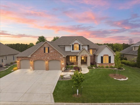 Photo of 34 Stonebrook Court, Bloomington, IL 61704 (MLS # 12592577)